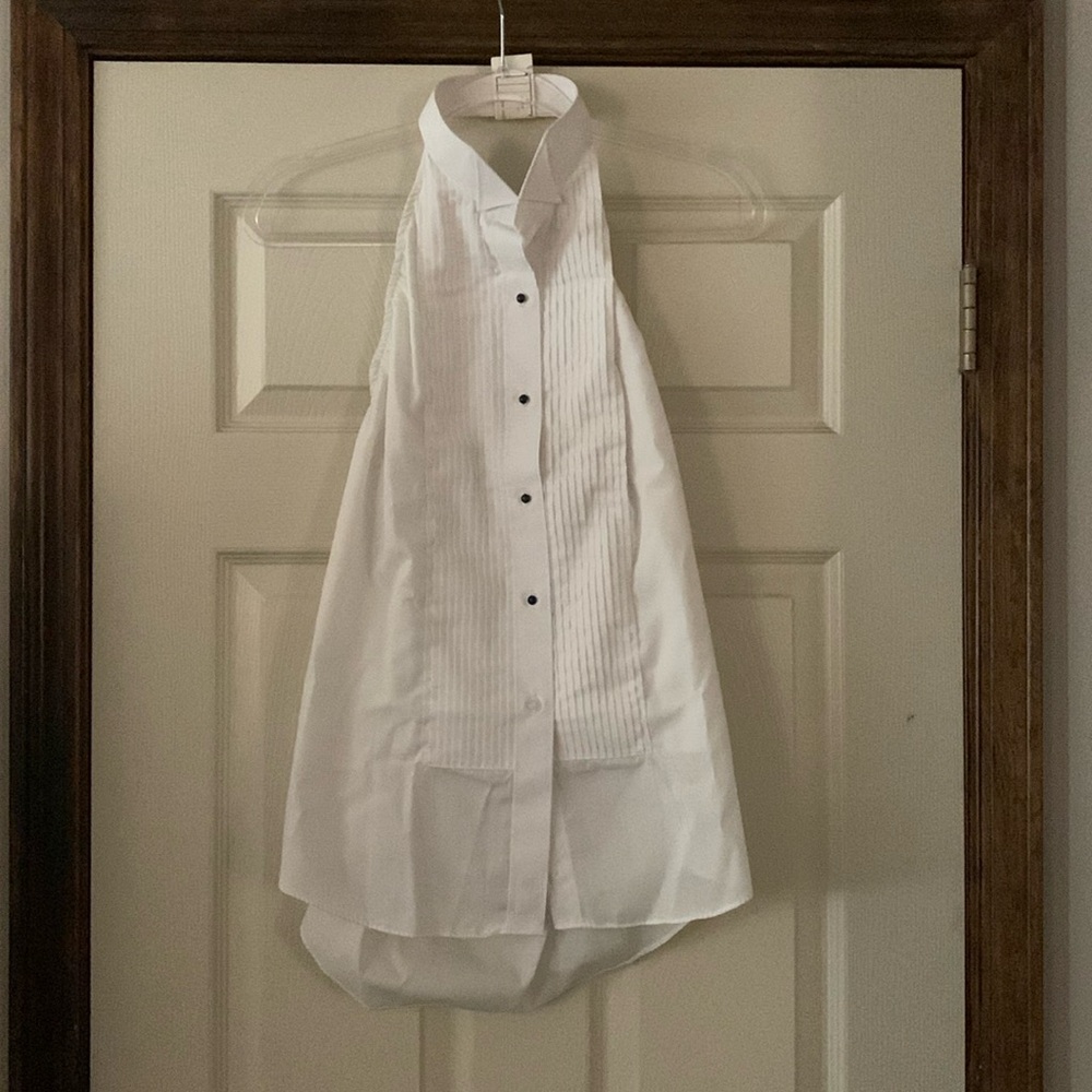 Women’s wing backless shirt